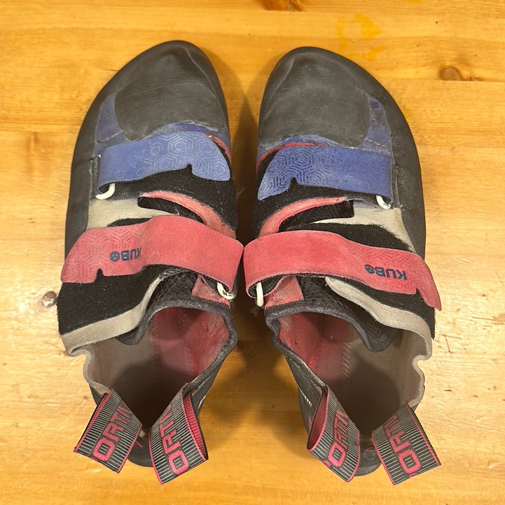 La Sportiva Kubo climbing shoes size 41